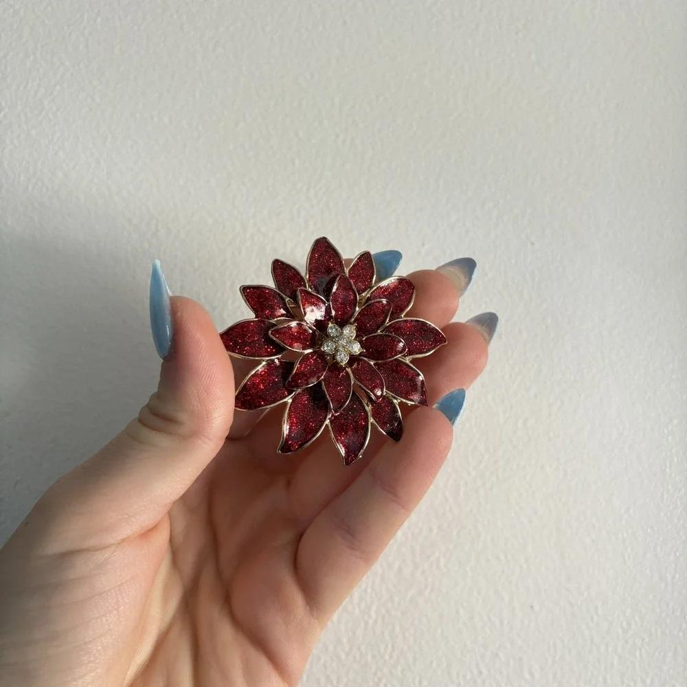 Vintage Brooch Pin Glitter Poinsettia‎ Flower Christmas Holiday Quite Luxury 90s